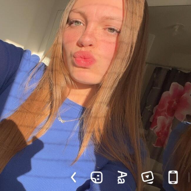 Babysitter in Montbazon: Mailys