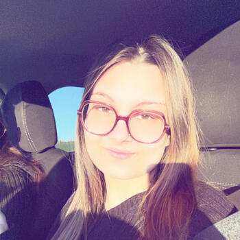 Babysitter in Autun: Shirley