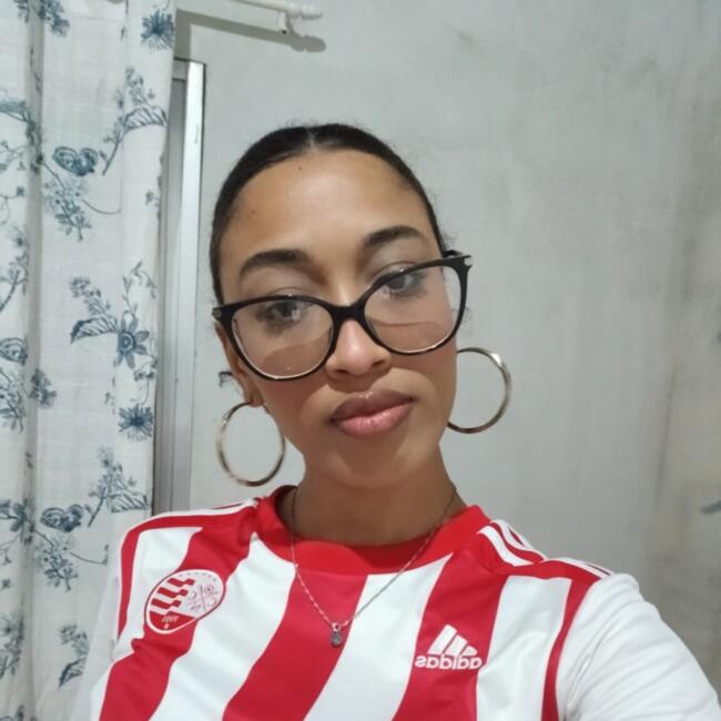 Babysitter in Recife: Maria