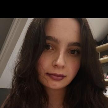 Babysitter in Niederwampach: Anya