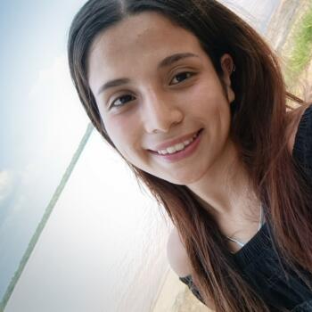 Babysitter in Pilar: Mara Donnet