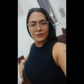 Babá Bayeux: Sabrina