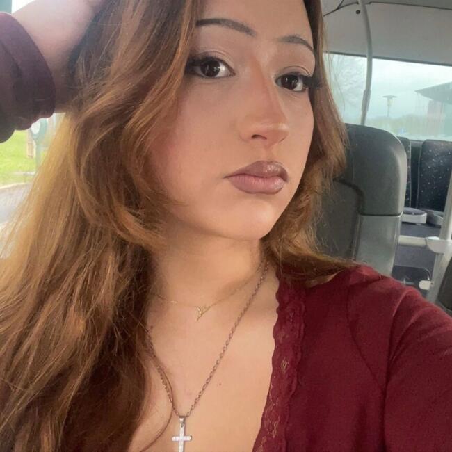 Babysitter in Rambouillet: Abigaelle