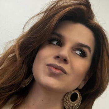 Babysitter Alphen aan den Rijn: Emina