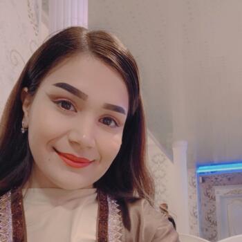 Babysitter in Almaty: Gülövser