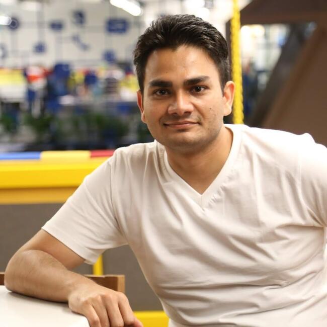 Babysitting job in Lucknow: Neeraj