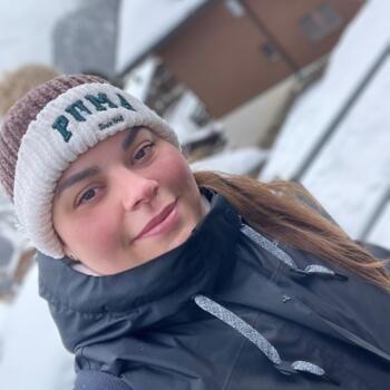 Babysitter Prilly: Laura