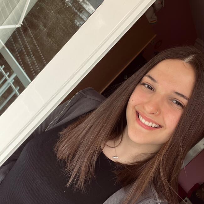 Babysitter in Ilioúpoli: ΒΑΣΙΛΕΙΑ