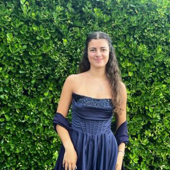 Babysitter Marolles-en-Hurepoix: CLAUDIA