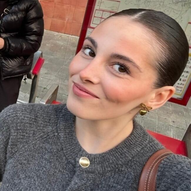 Babysitter in Seville: Blanca