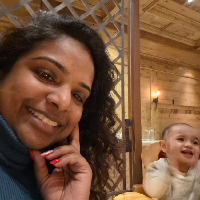 Babysitter in Scionzier: Sinthujah