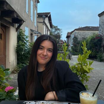 Babysitter in Niort: Marie