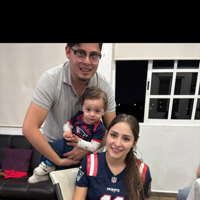 Babysitting job in Ciudad López Mateos: Alejandro