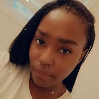 Babysitter in Conyers: Amanda