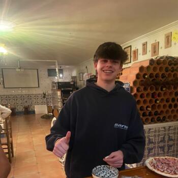 Canguro en Las Rozas de Madrid: Manuel Lafita Marcos