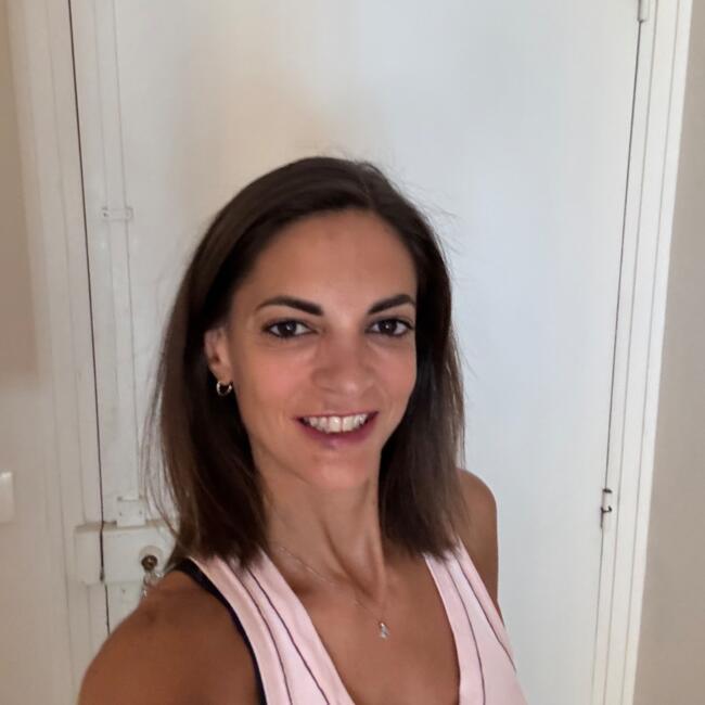 Niñera en París: Elodie