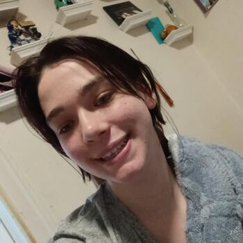 Babysitter in Woonsocket: Olivia