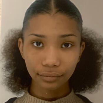 Baby-sitter in Saint-Ouen: Dieynaba