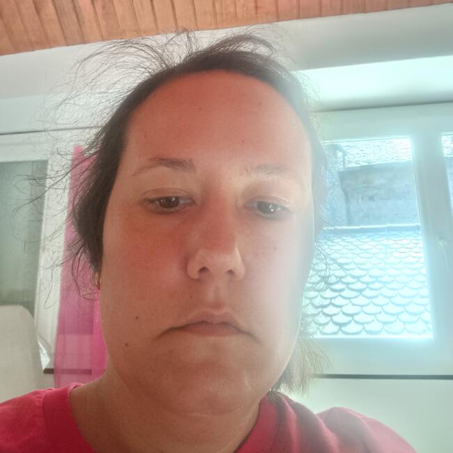 Babysitter in Albertville: Mélanie
