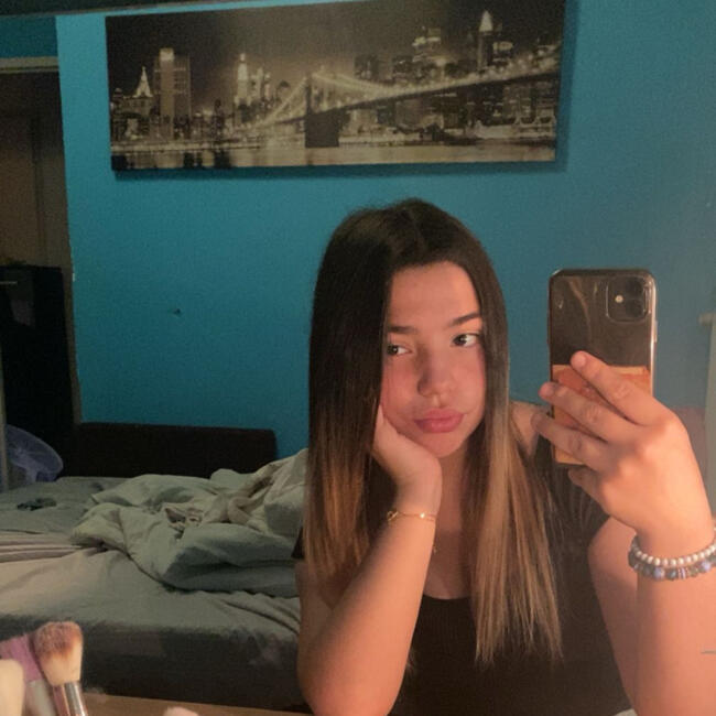 Babysitter in Avion: Manon