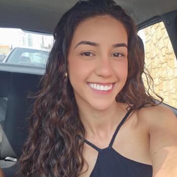 Babysitter in Viana: Livia