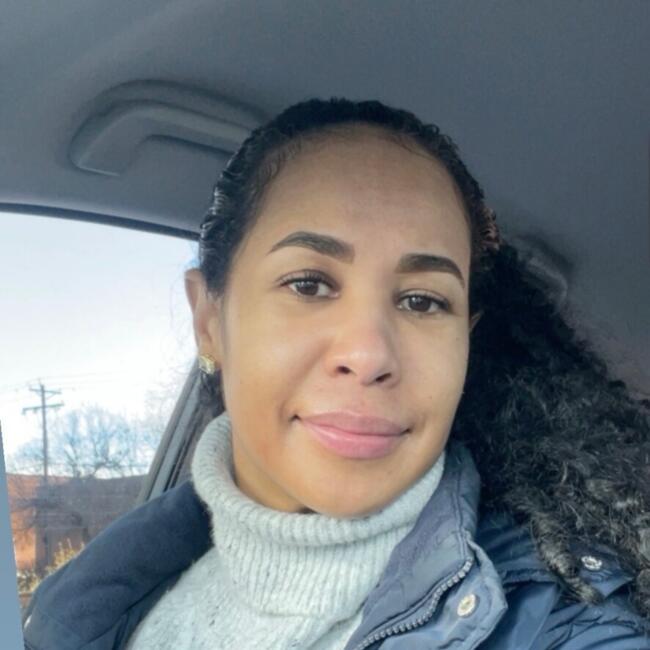 Nanny in Aurora: Denise