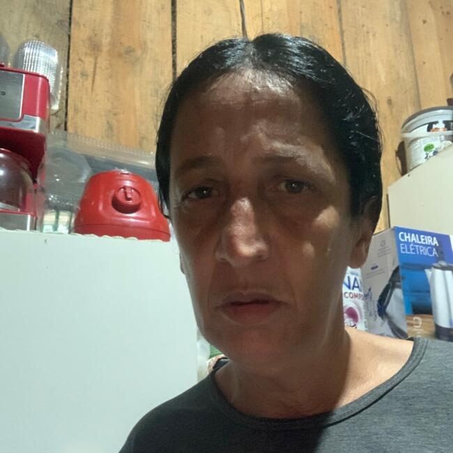 Babá em Porto Belo: Anieli
