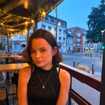 Babysitter in Conty: Morgane