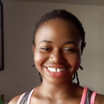 Babysitter Lagos: Edith