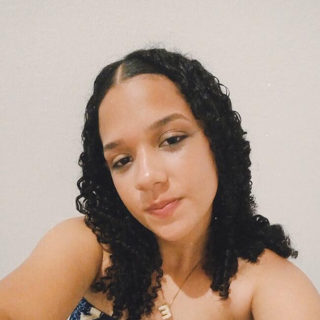 Babysitter in Natal: Maria
