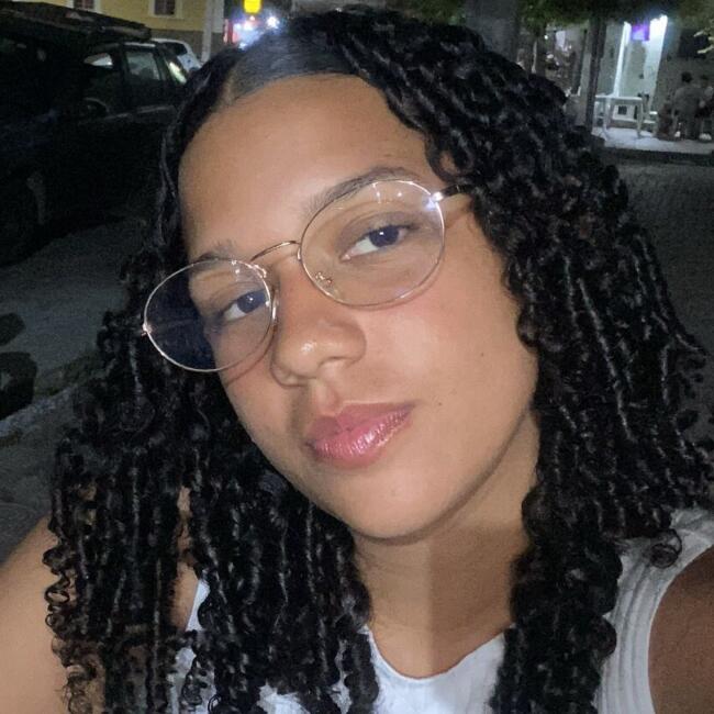 Babysitter in Natal: Maria
