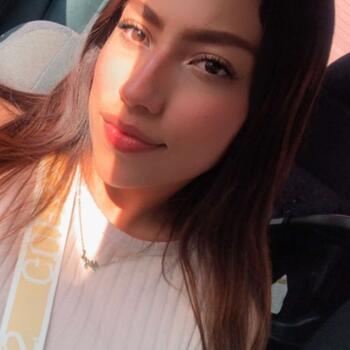 Babysitting job in Ojo de Agua: babysitting job Itzel