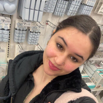 Babysitter in Worcester: Malak