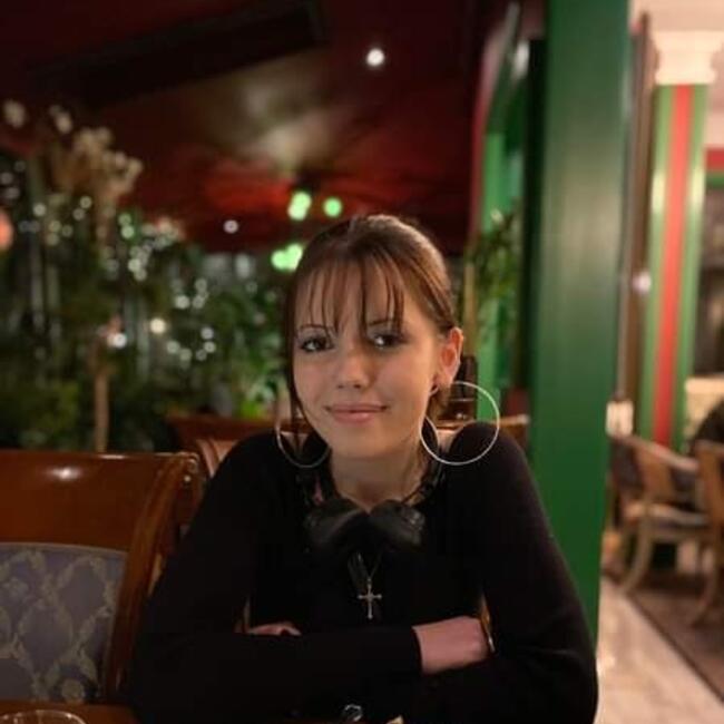 Babysitter in Jönköping: Nellie