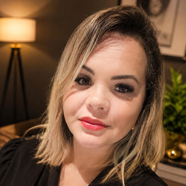 Babysitter in Rolândia: Marilu