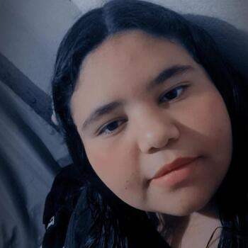 Babá Almirante Tamandaré: EMILY