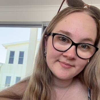 Babysitter in Brisbane: Corrine