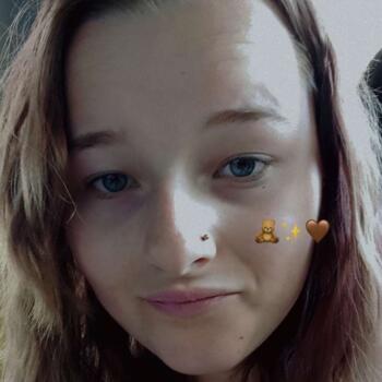 Babysitter in Jodoigne: Chloé