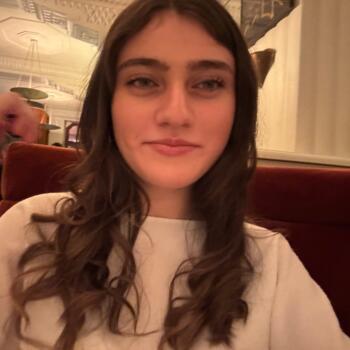 Babysitter in Maisons-Laffitte: Ashley