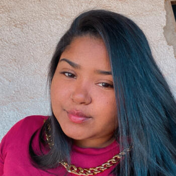 Babá em Cuiabá: Laryssa