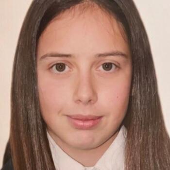 Niñera en Sanlúcar la Mayor: Aroa