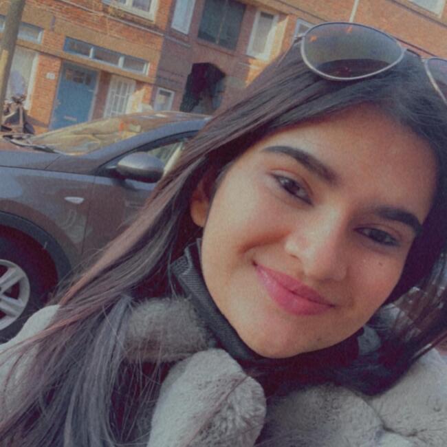 Babysitter in Aarschot: Apechhya