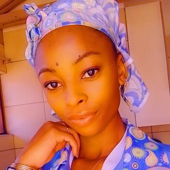 Babysitter Alberton: Valentine