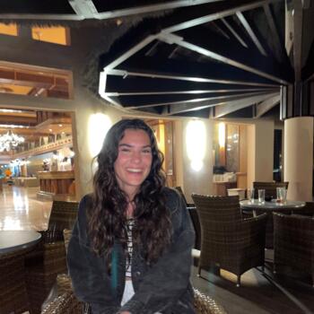 Babysitter in Besançon: Emma