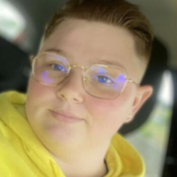 Babysitter in Liévin: Adeline