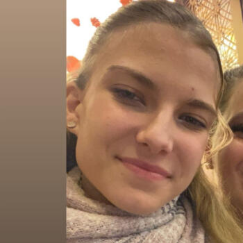 Babysitter in Flémalle: Lorie