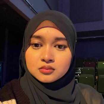 Babysitter in London: Humayira