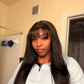 Babysitter in Alexandria: Alisha