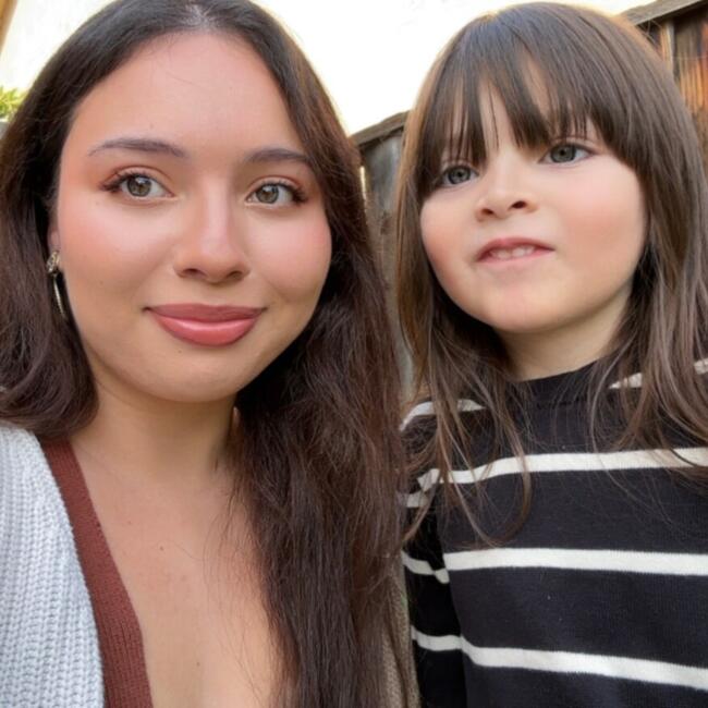 Babysitter in Antioch: Nicole