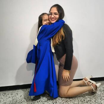 Trabajo de niñera en Bogotá: trabajo de niñera Sharon